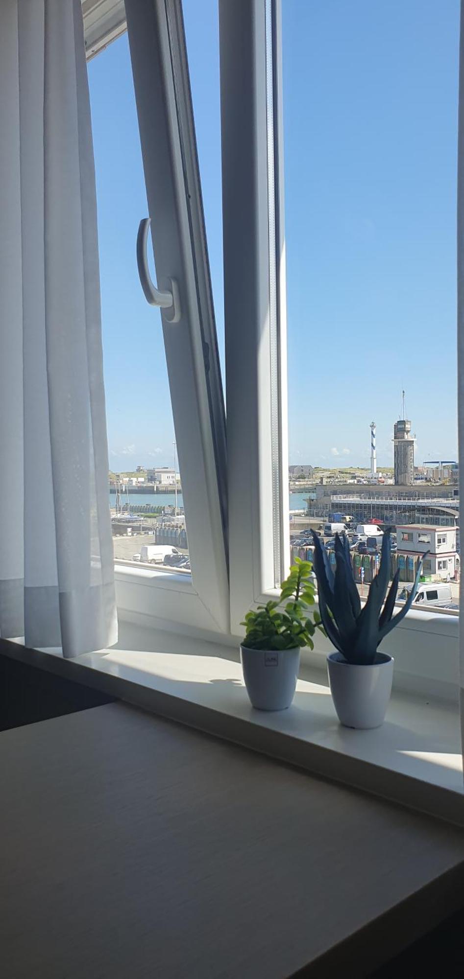 Hotel Du Bassin Остенде Экстерьер фото