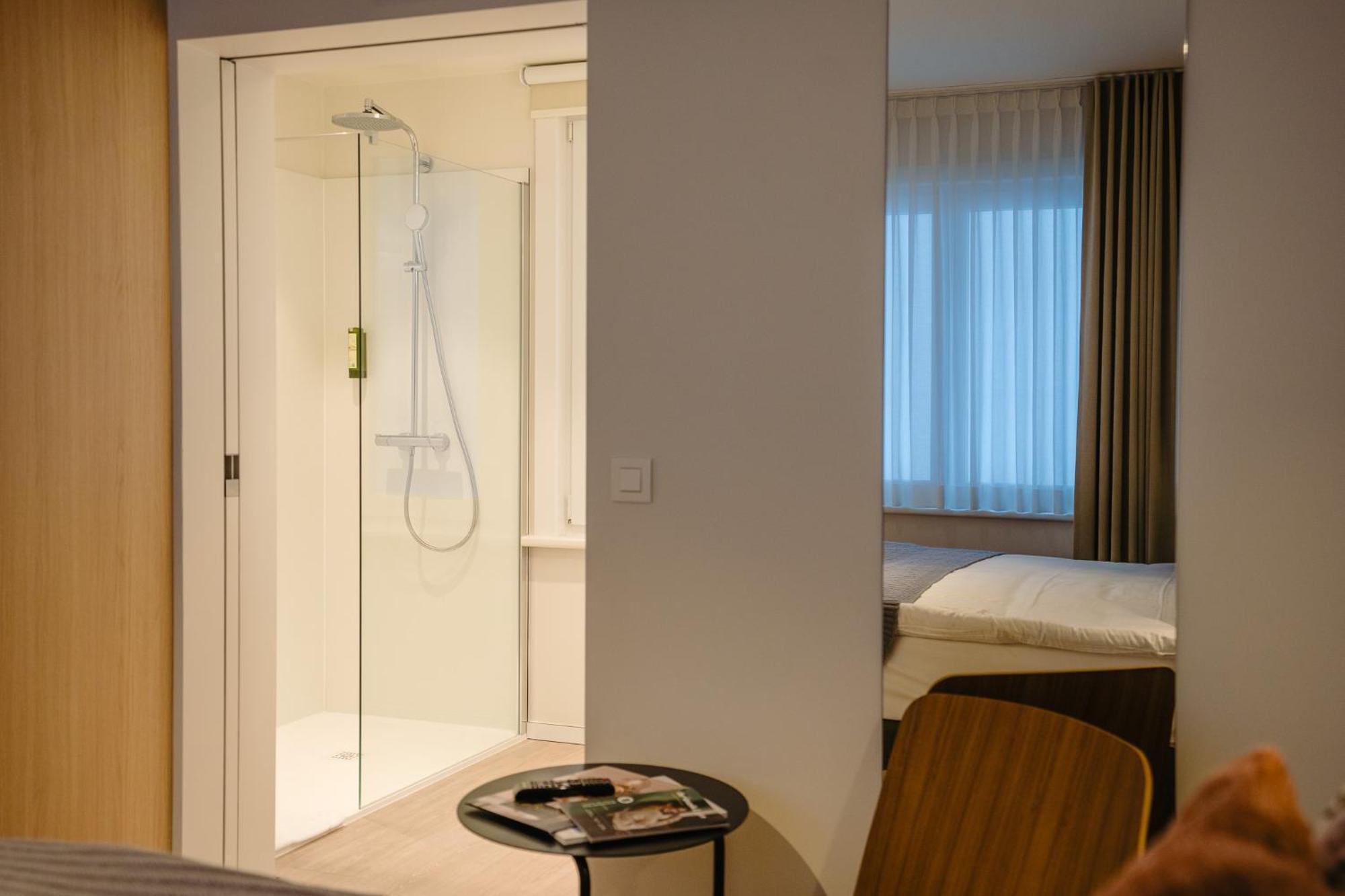 Hotel Du Bassin Остенде Экстерьер фото